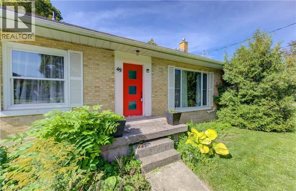 49 DIETZ Avenue S — photo 4 of 22