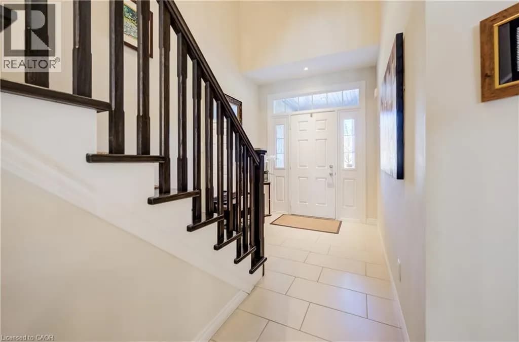 435 WINCHESTER Drive Unit# 10 — photo 3 of 48