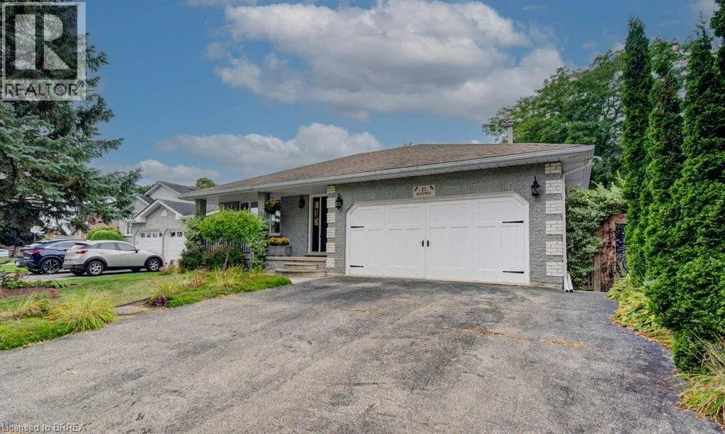 27 OLIVETREE Road — photo 2 of 50