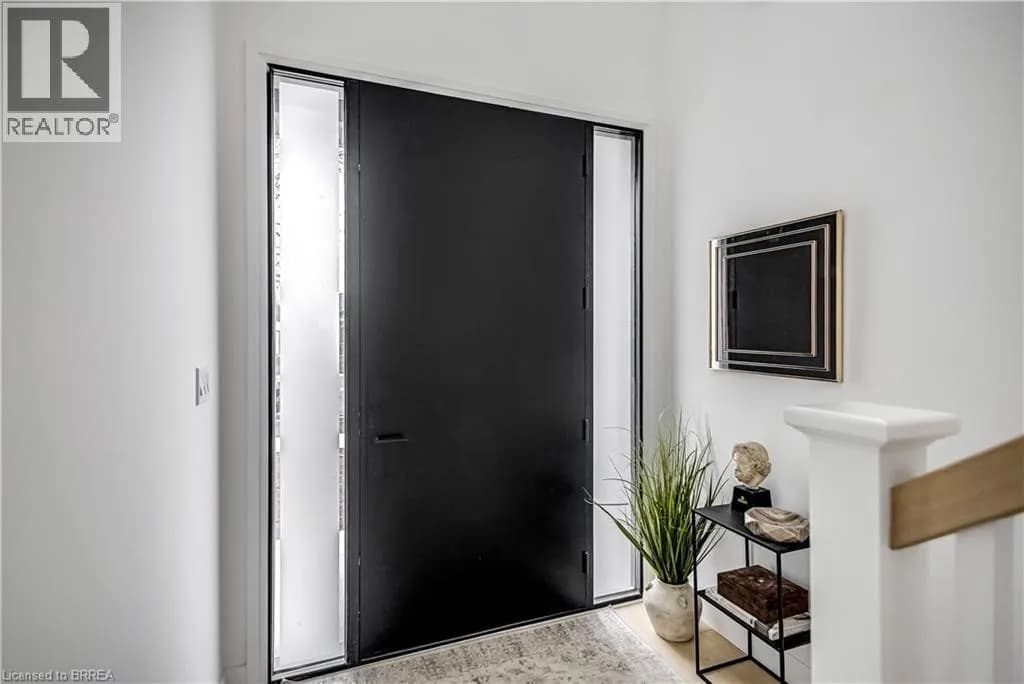 109 WINNIETT Street — photo 4 of 37