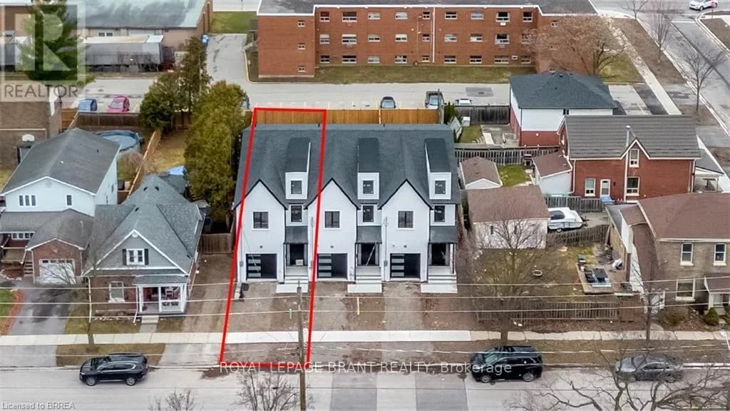 109 WINNIETT STREET — photo 3 of 44