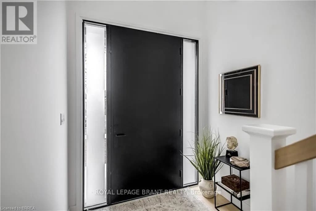 109 WINNIETT STREET — photo 5 of 44