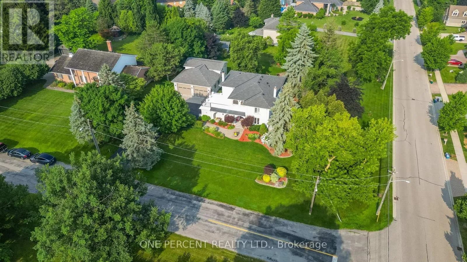 15 MARQUETTE DRIVE — photo 4 of 44