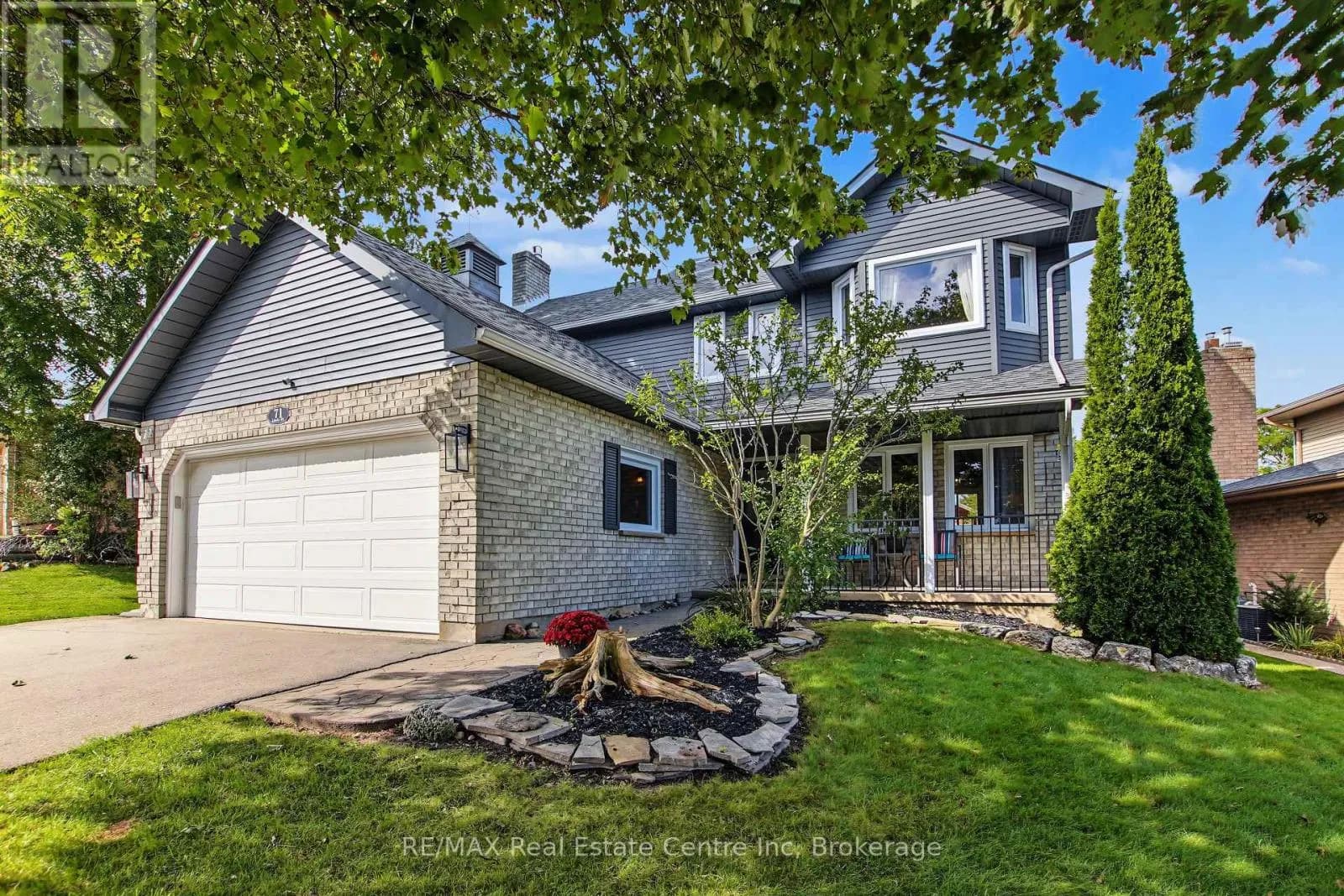 71 LINDA DRIVE — photo 4 of 42