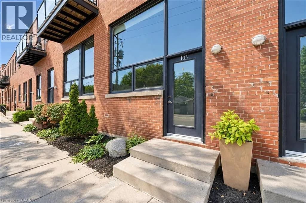 85 SPRUCE Street Unit# 103 — photo 3 of 21