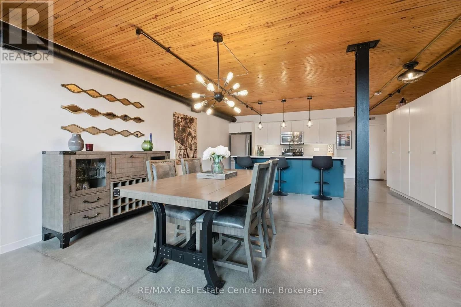 103 - 85 SPRUCE STREET — photo 1 of 21