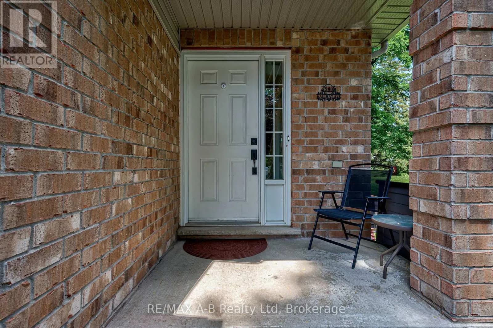 280 RAILWAY AVENUE — photo 5 of 49