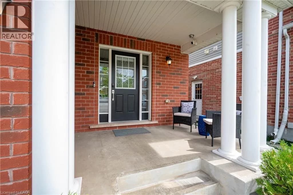 19 GLENVISTA Drive — photo 4 of 42