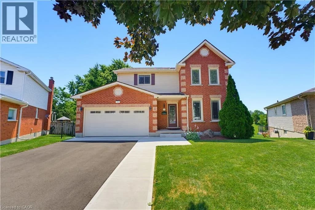 32 STONEHAVEN Place — photo 1 of 49
