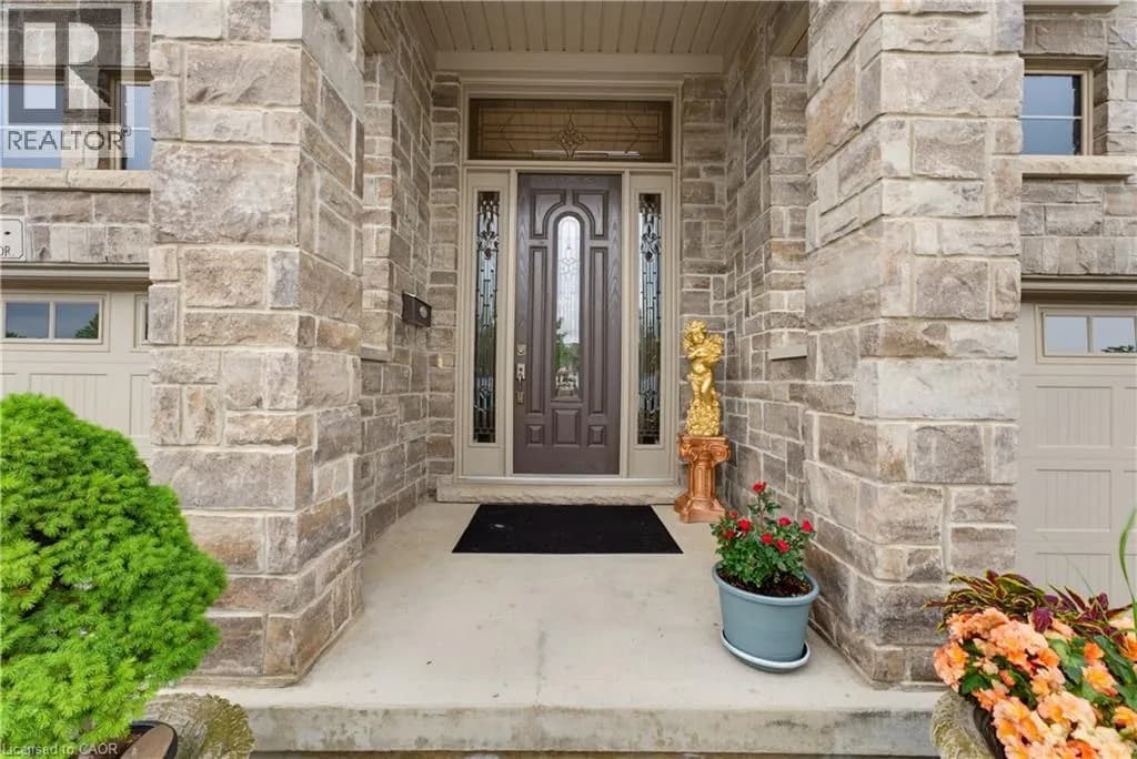 123 OAK PARK Drive — photo 4 of 50