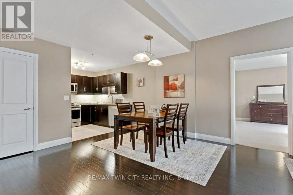 105 - 165 DUKE STREET E — photo 5 of 27