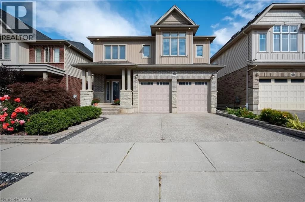 299 MOORLANDS Crescent — photo 2 of 50