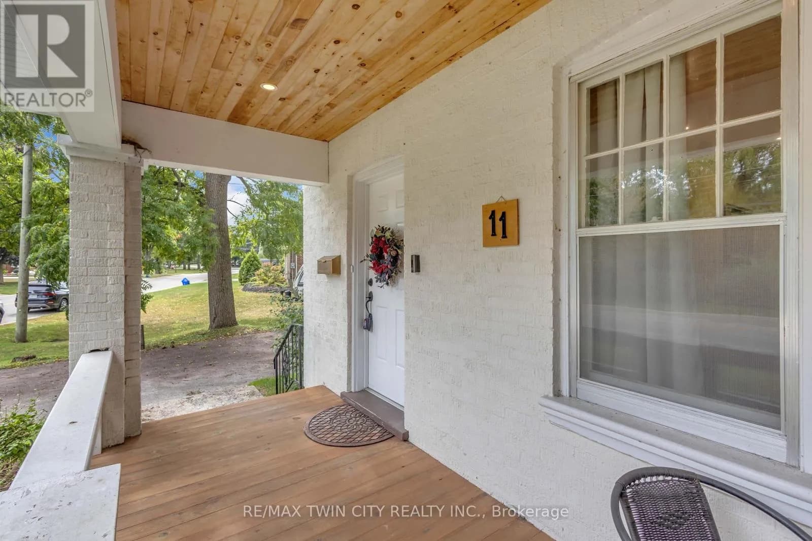11 TUTELA HEIGHTS ROAD — photo 5 of 44