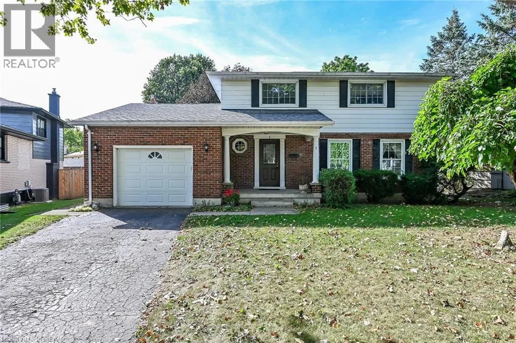 5 RATHBUN Place — photo 3 of 40