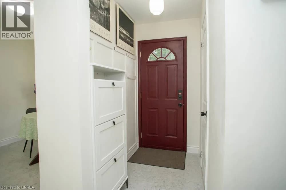 151 BRANTWOOD PARK Road Unit# F — photo 3 of 31