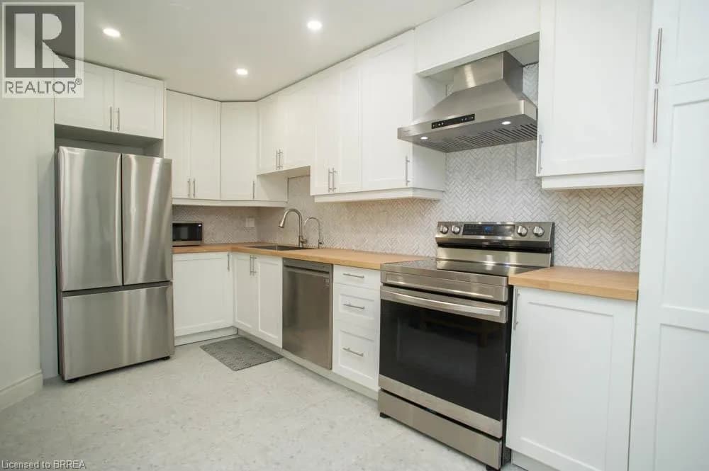 151 BRANTWOOD PARK Road Unit# F — photo 5 of 31