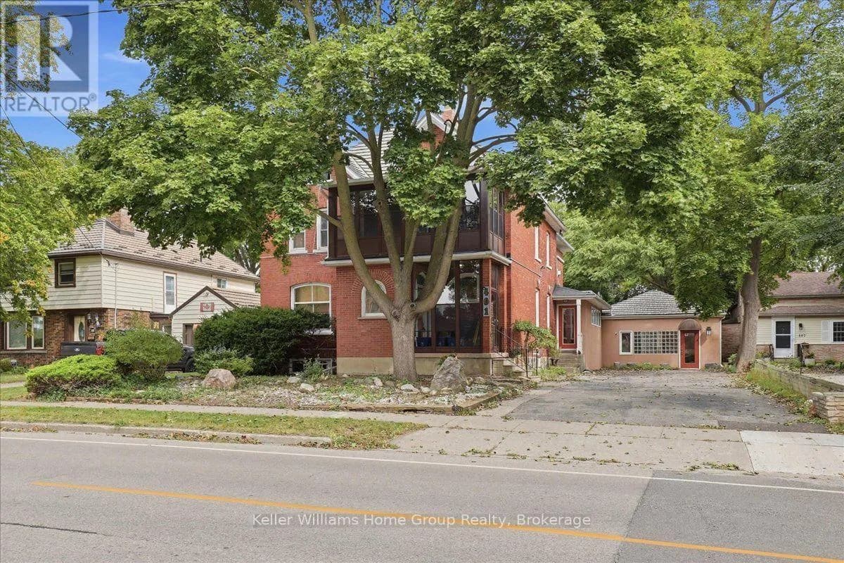 401 LAUREL STREET — photo 2 of 32