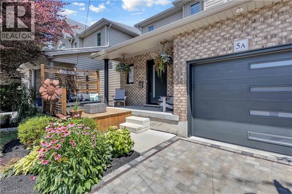 5A GRAND RIVER Avenue — photo 4 of 42