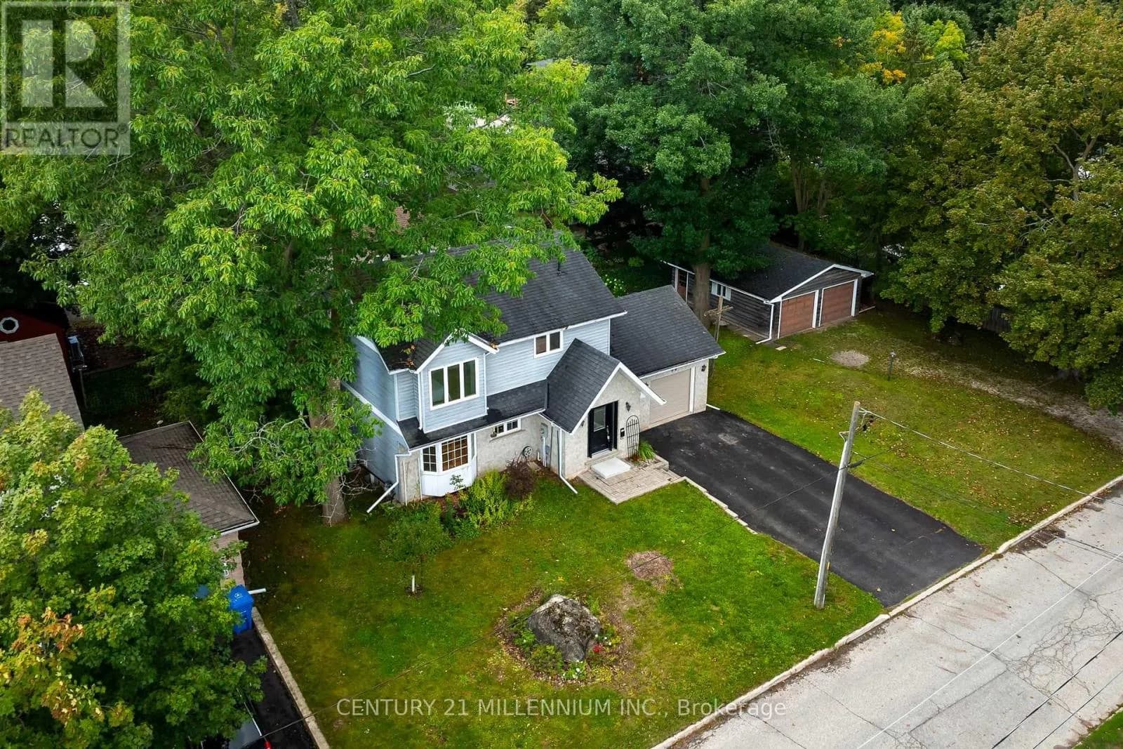 50 MARGARET STREET — photo 2 of 35