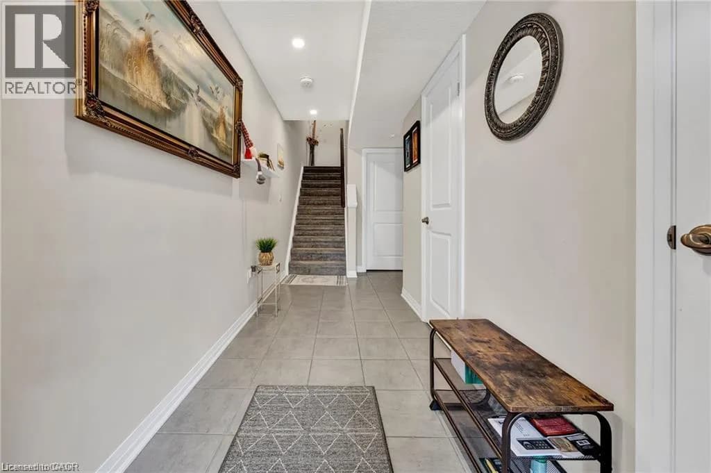 115 SOUTH CREEK Drive Unit# 2C — photo 5 of 24