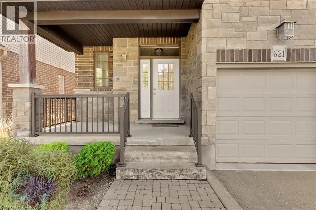 621 SUNDEW Drive — photo 4 of 42