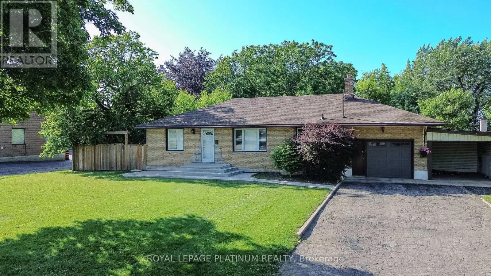 6 VARADI AVENUE — photo 3 of 39