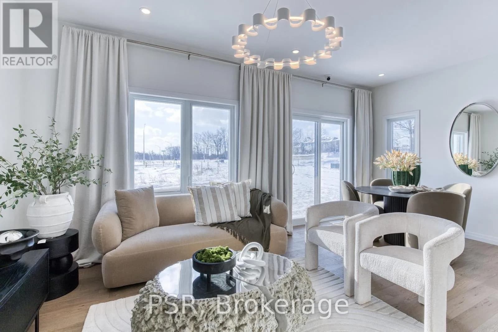 406 GREEN GATE BOULEVARD — photo 1 of 27