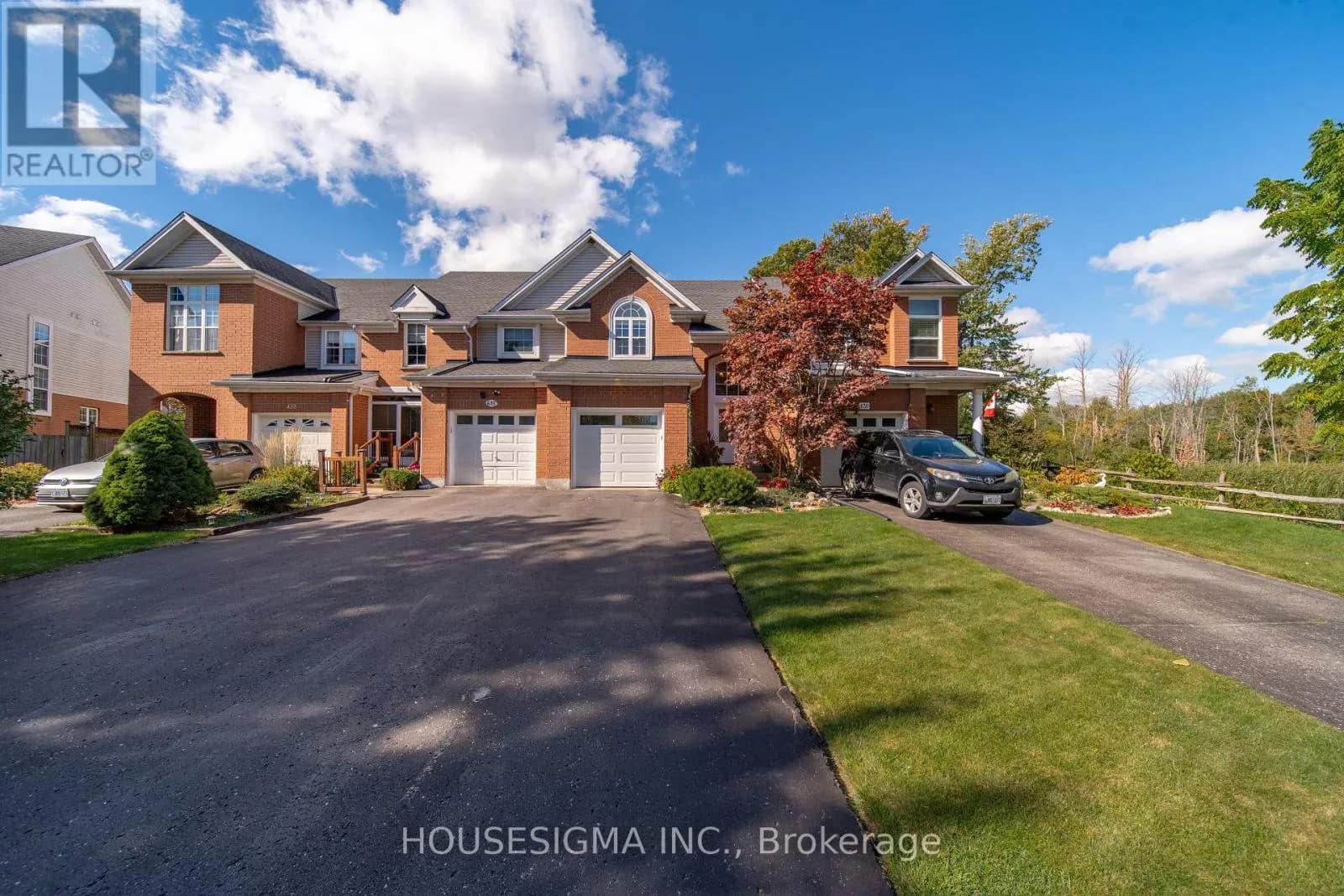 437 BEAVER CREEK ROAD — photo 2 of 48