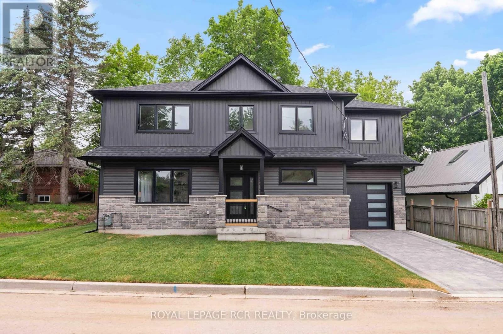 7 HENRY STREET — photo 1 of 47