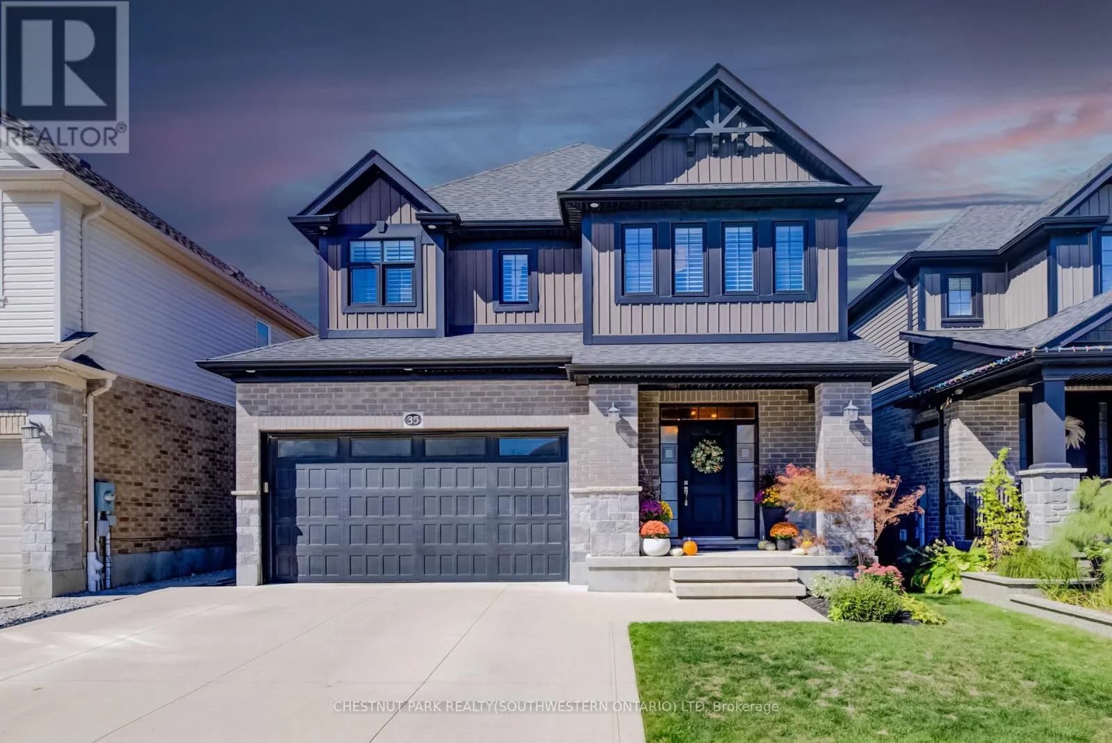 35 GREYHAWK STREET — photo 1 of 43