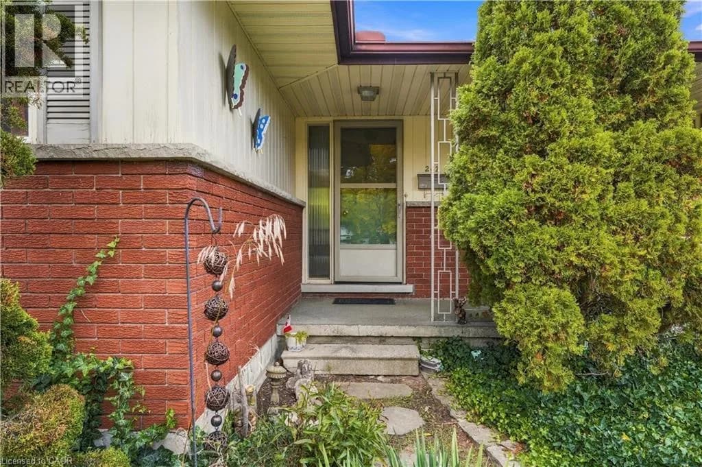 262 CARLAW Place — photo 3 of 41