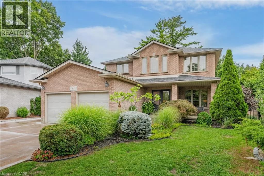 52 ARCHWOOD Crescent — photo 1 of 50