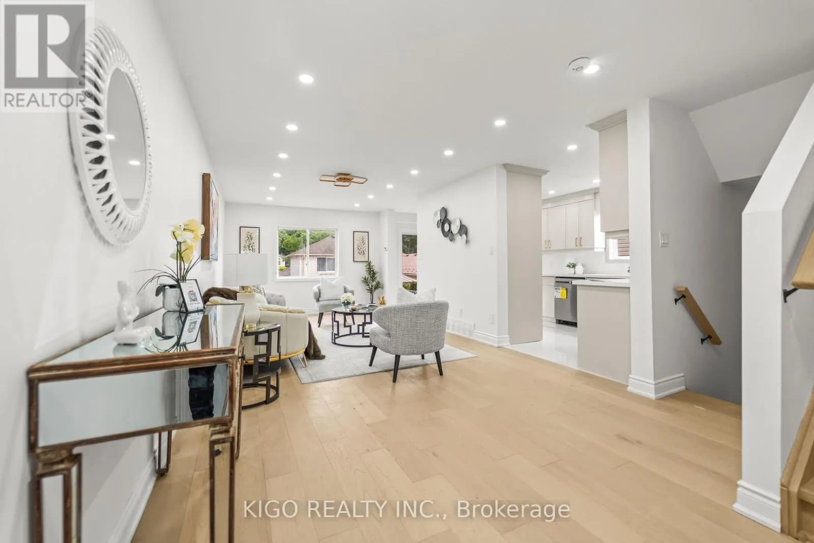 25 BUSH CLOVER CRESCENT — photo 4 of 30