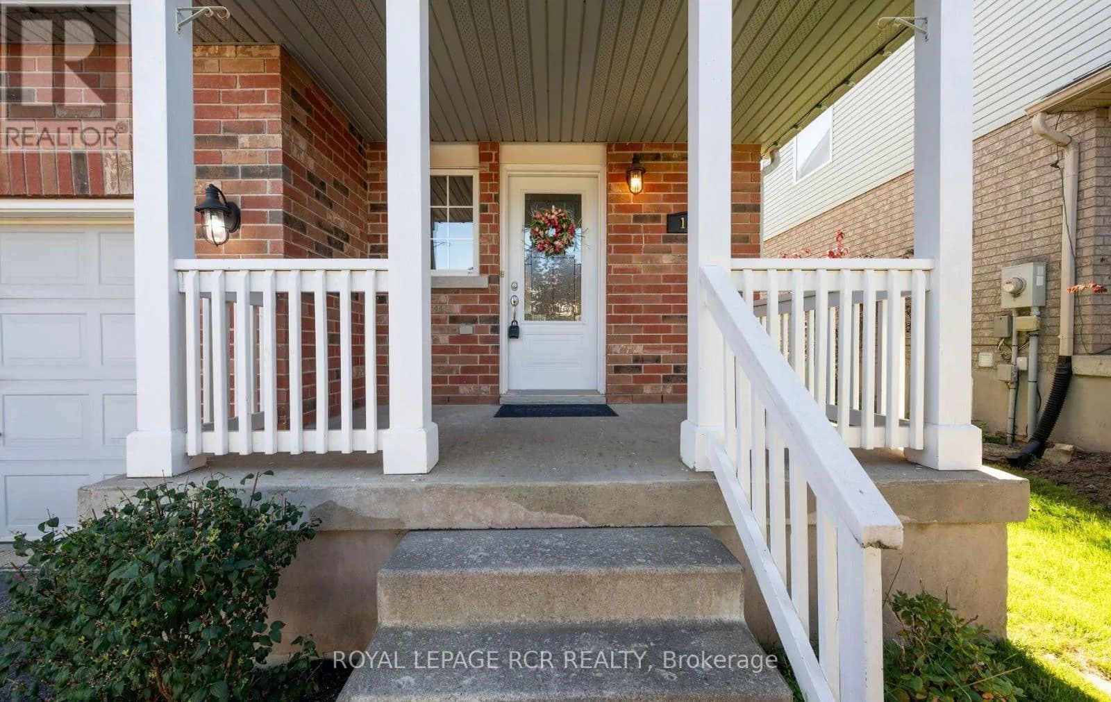 108 GLENGARRY ROAD — photo 3 of 49