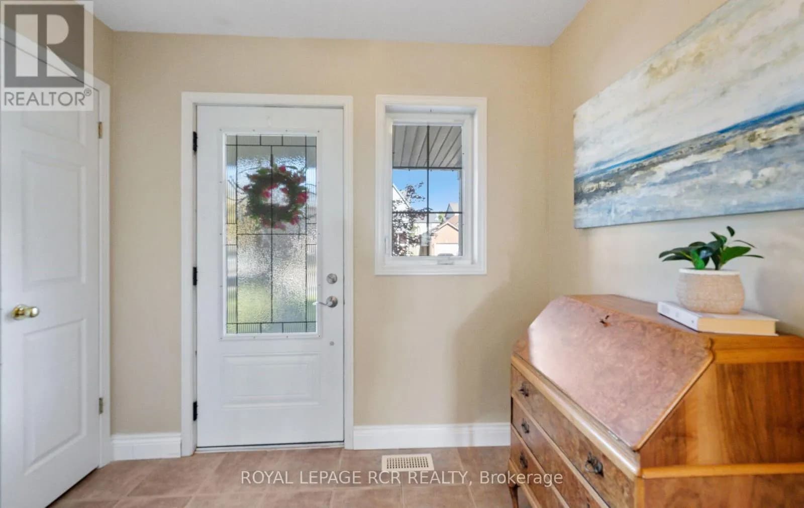 108 GLENGARRY ROAD — photo 4 of 49