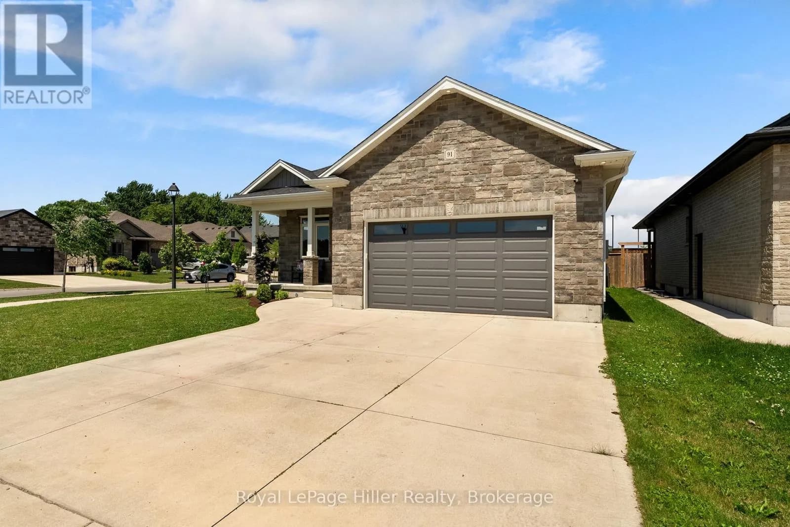 91 ORR STREET — photo 4 of 44