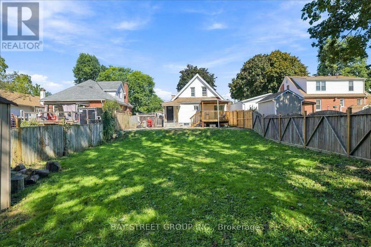 325 CHATHAM STREET — photo 3 of 22