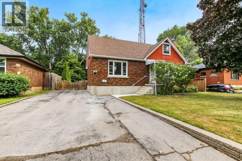 25 HENRY Street — photo 1 of 33