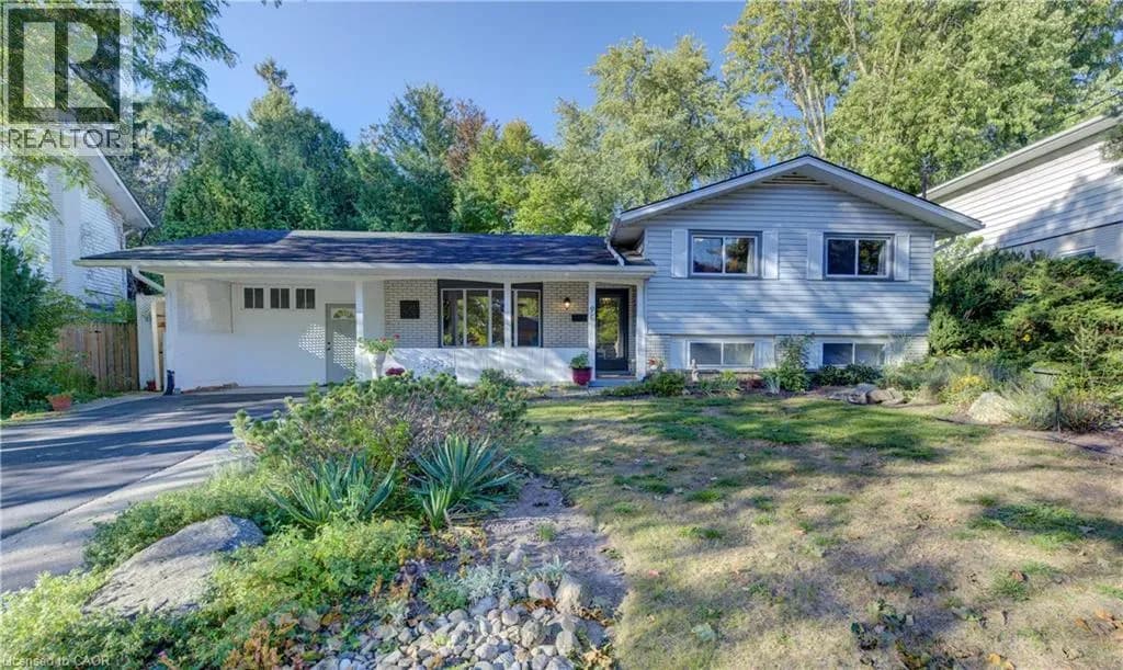 95 UPLANDS Drive — photo 1 of 32