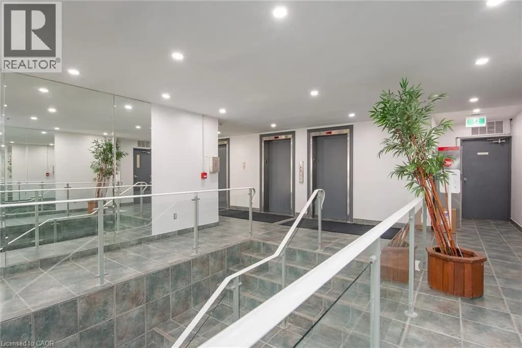 81 CHURCH Street Unit# 202 — photo 4 of 47