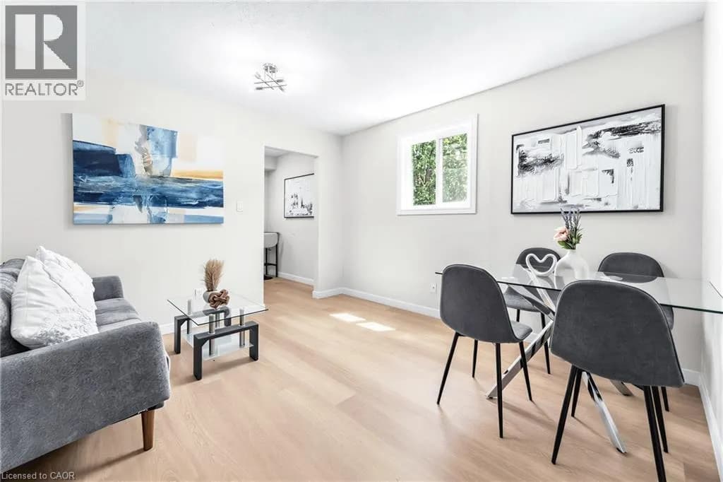 506 LONELM Court Unit# A — photo 4 of 32