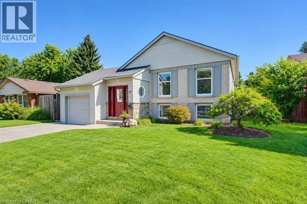 34 WAYNE Drive — photo 1 of 42