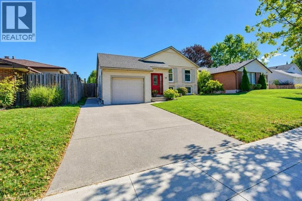 34 WAYNE Drive — photo 4 of 42