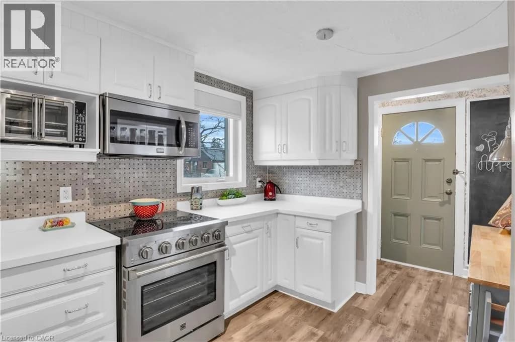 296 WEBER Street E — photo 4 of 34