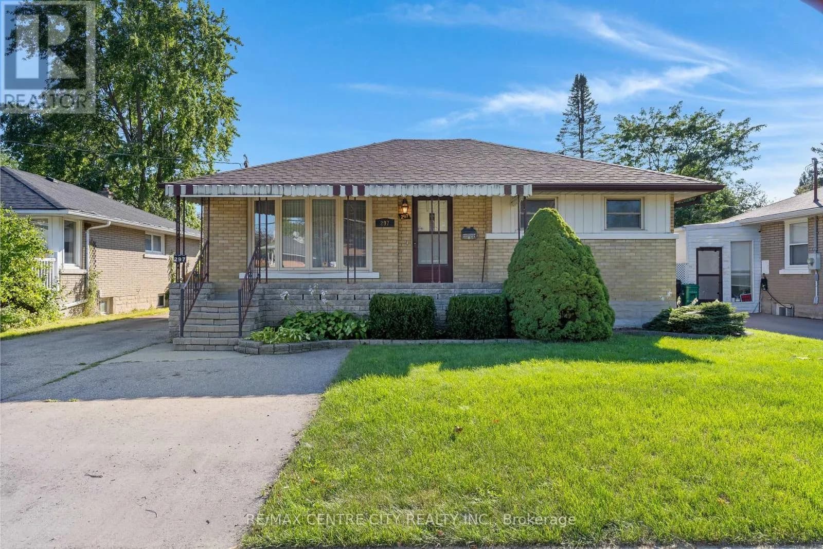 297 WILSON AVENUE — photo 1 of 46
