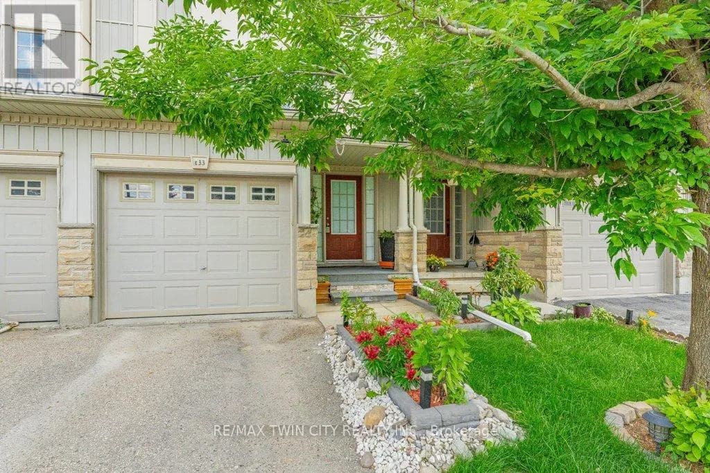 E33 - 110 ACTIVA AVENUE — photo 3 of 43
