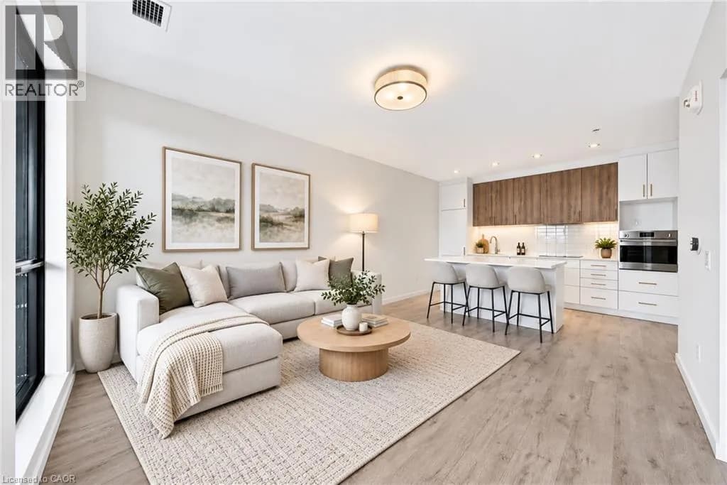 181 KING Street S Unit# 1607 — photo 4 of 34