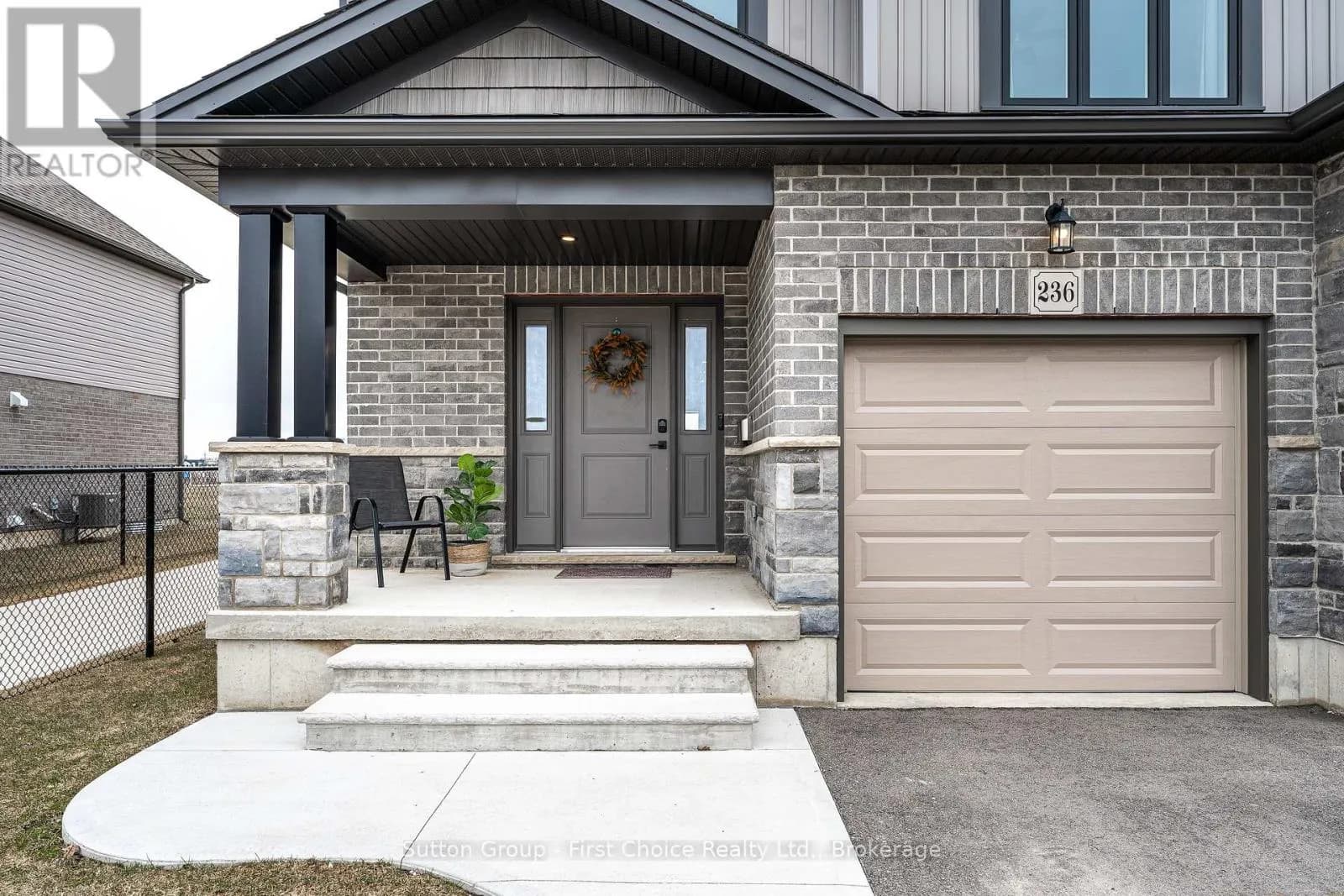 236 BRADSHAW DRIVE — photo 3 of 45