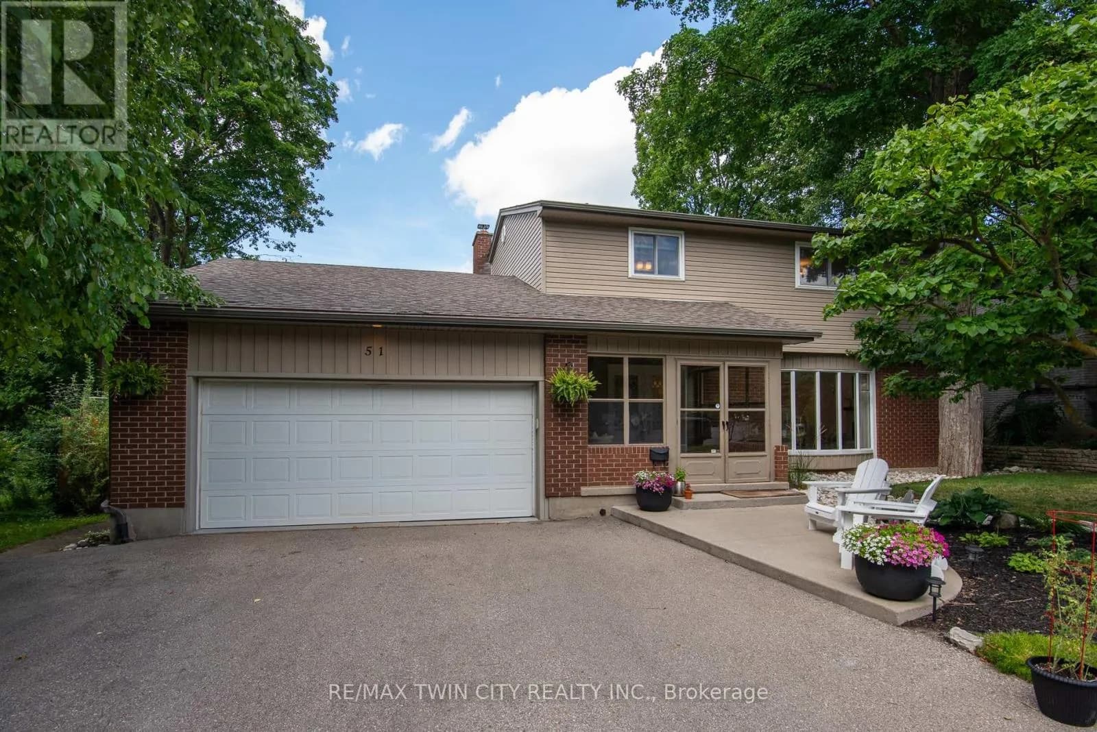 51 MURRAYHILL COURT — photo 1 of 50