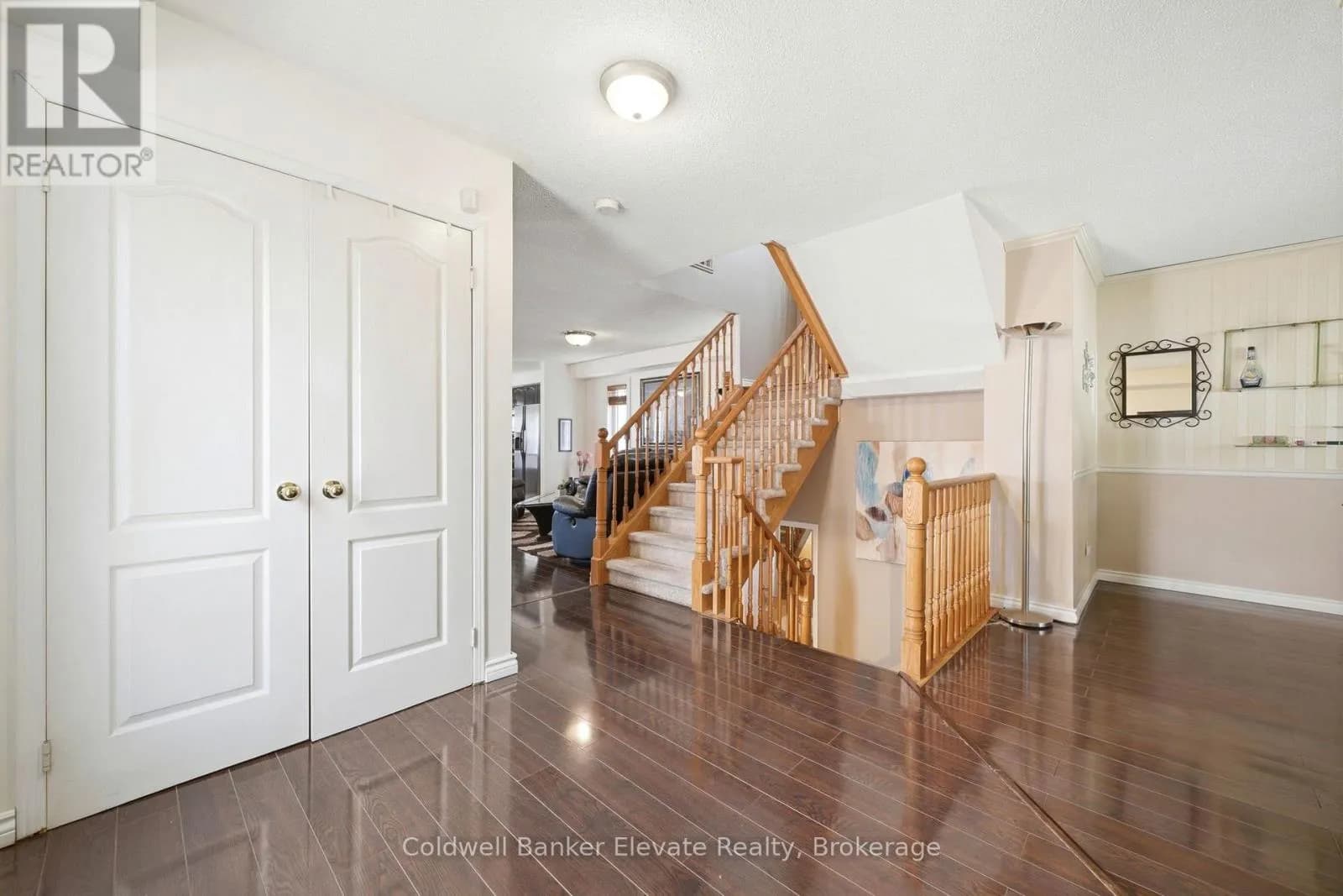 334 COTTONWOOD STREET — photo 5 of 35